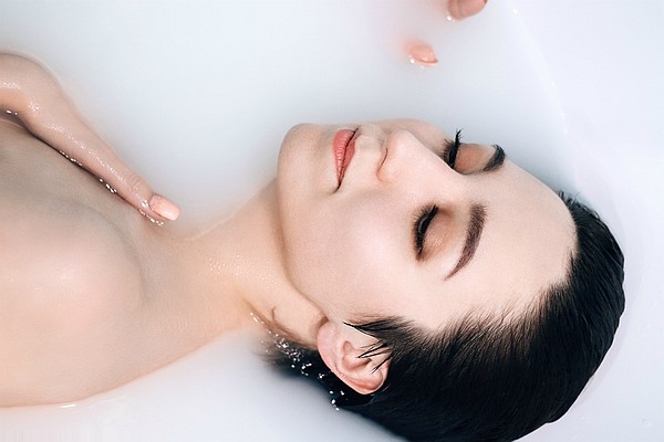 Cleansing and double cleansing Cleansing and double cleansing