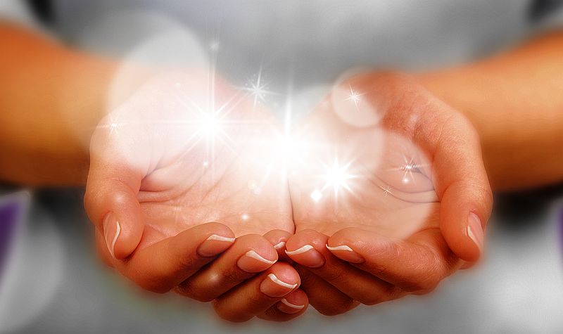 29 Signs You Were Born To Be A Spiritual Healer spiriitual healer