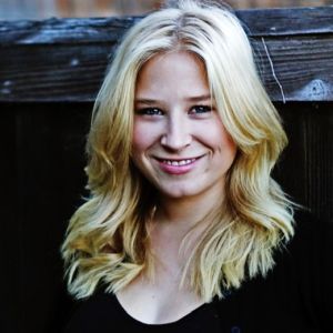 Stephanie Caroline Snyder.