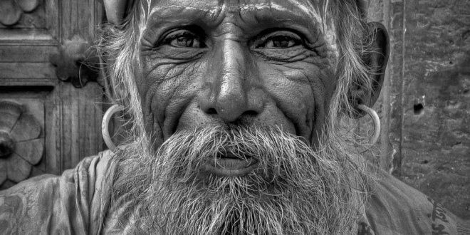 Old Souls : The Knowledge Of Your Eternal Self old-soul-indian-yogi