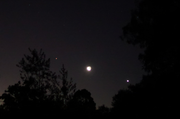 The Moon & Venus in conjunction, with Venus at lower right and Aldebaran left of the Moon, April 26th 2020. The Moon & Venus in conjunction, with Venus at lower right and Aldebaran left of the Moon, April 26th 2020.