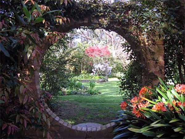 Bard's Corner - Spring Equinox Bard's Corner - Spring Equinox