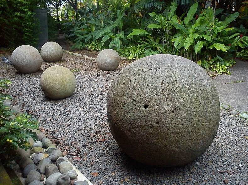 costa rica stone spheres 6