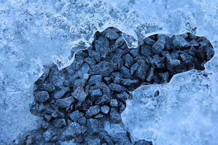 10 Reasons Why We Don’t Stick to Things zen stones ice