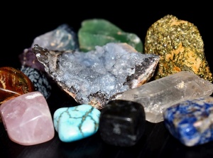 14 Crystals and Healing Stones for Depression