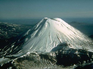 Large amount of gold and silver found in reservoirs under volcanoes in New Zealand