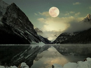 Super Full Moon In Capricorn