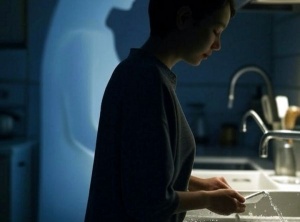 Silhouette in Peripheral Vision Could Be Contact