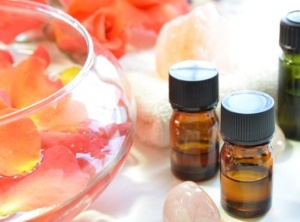 5 Essential Oils to Heal Your Broken Heart