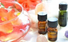 5 Essential Oils to Heal Your Broken Heart