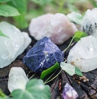 5 Crystals To Maximize The Energy Of A Full Moon