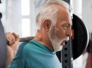 Weight Lifting in Old Age Does More Than Just Keep Your Muscles Strong