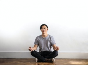 Vedic Meditation vs Transcendental Meditation: 5 Major Differences