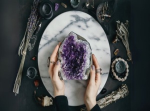 Crystals for Entrepreneurs: How Energy Alignment Supports Spiritual Business Success