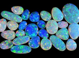 Australian Opals and Their Mystical Light: Spotlight on Crystal Opals