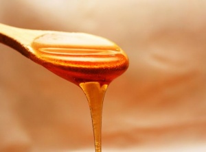 Liquid Gold: A Look at the Health Advantages of Honey