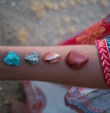 5 Ways to Heal Your Body with Crystals