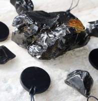 Benefits Of Wearing Shungite