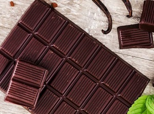9 Healthy Reasons Why You Need To Eat More Chocolate Daily