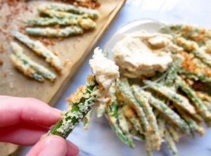 Coconut-Crusted Greens Beans with Creamy Cashew Dip