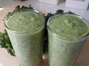 Kale, Hemp, and Avocado Smoothie Recipe