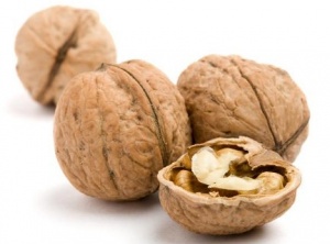 Eating Walnuts Every Day Can Help To Slow or Prevent Prostate Cancer Growth
