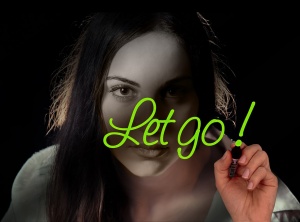 4 Step Guide to Letting Go of the Past